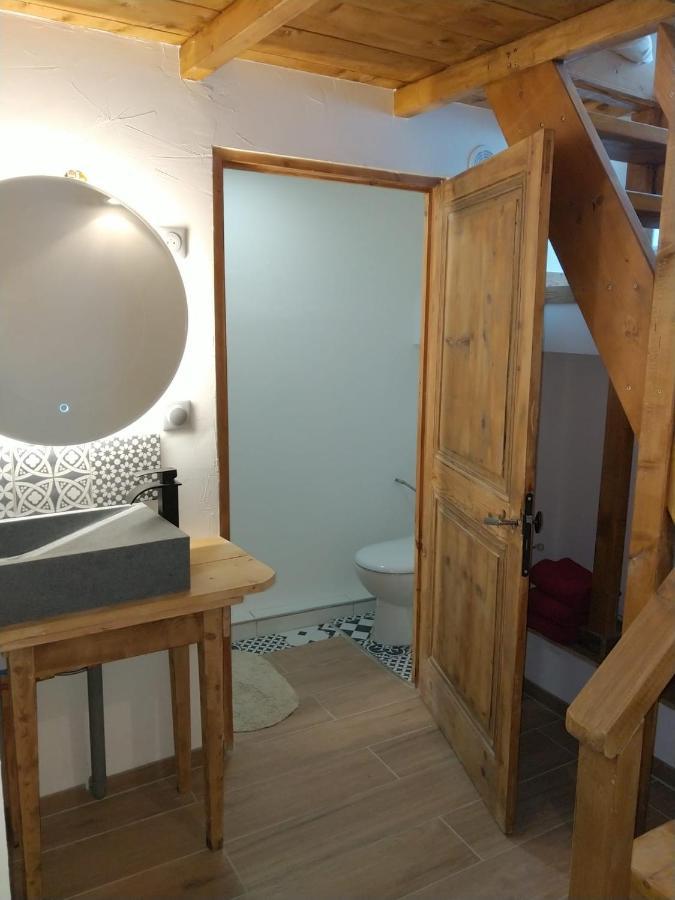 Joli petit appartement Montagne#SKI#LAC#NETFLIX# Seyne Esterno foto