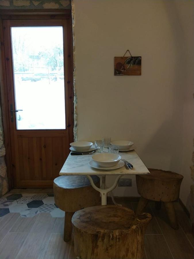 Joli petit appartement Montagne#SKI#LAC#NETFLIX# Seyne Esterno foto